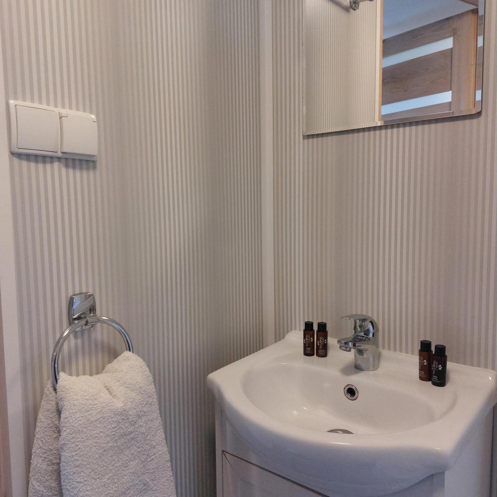 Zeeuwse Chalet Voor 2 Personen Serooskerke  Extérieur photo
